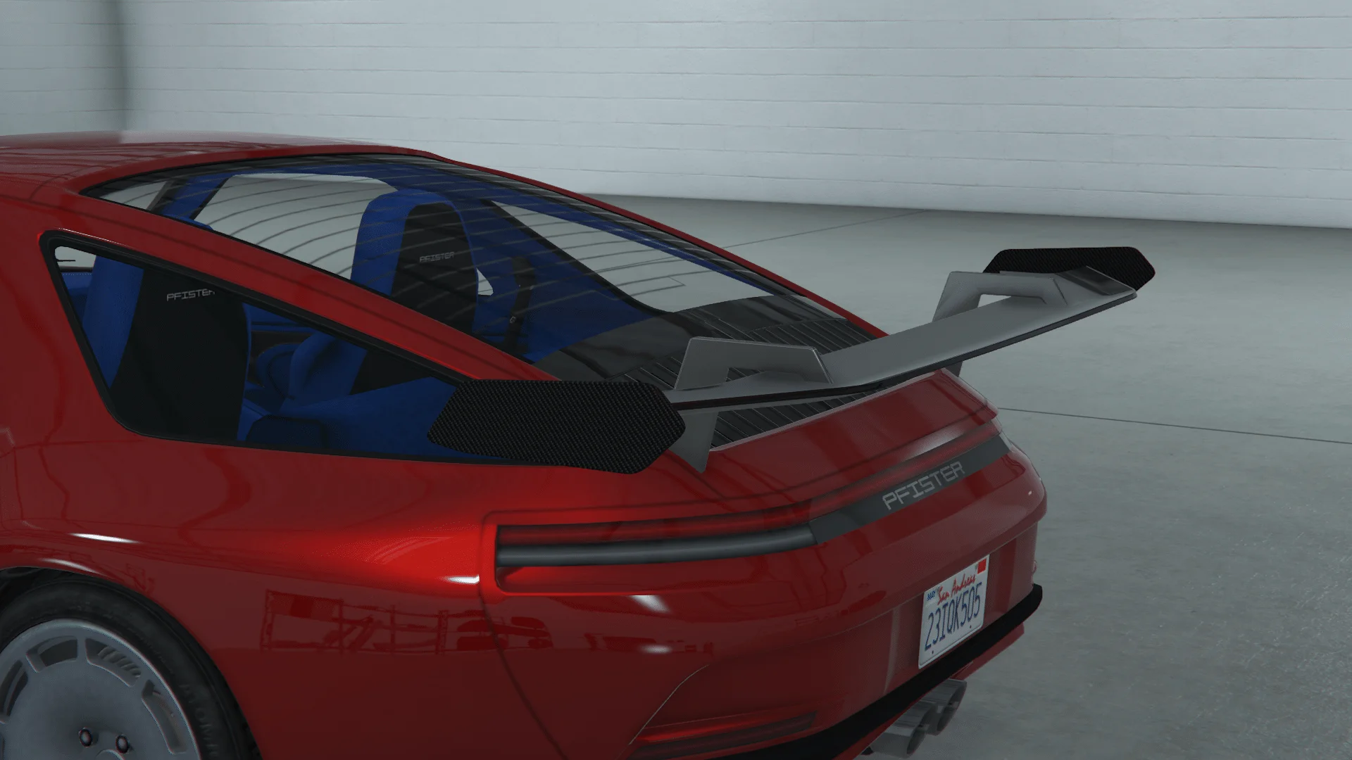 副色调 GT 尾翼