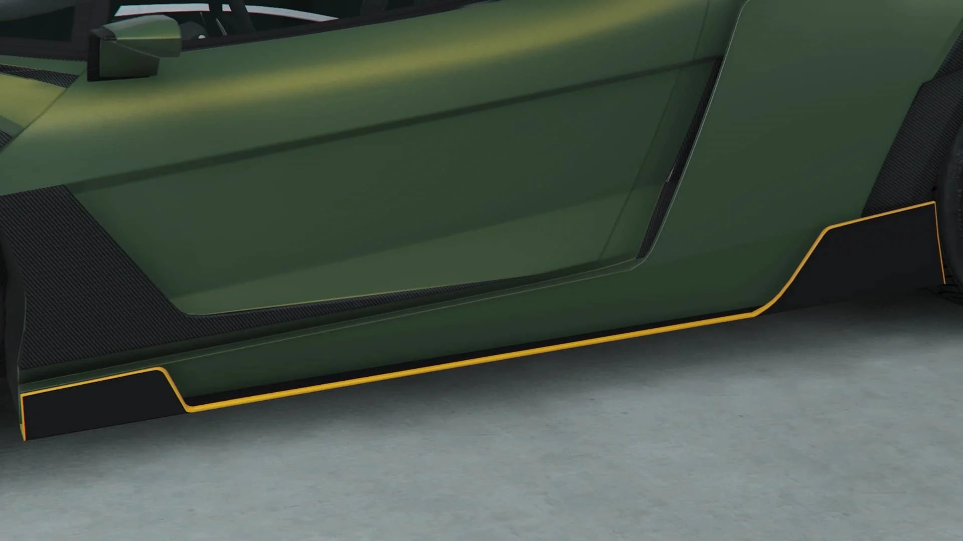 GT 2 侧裙