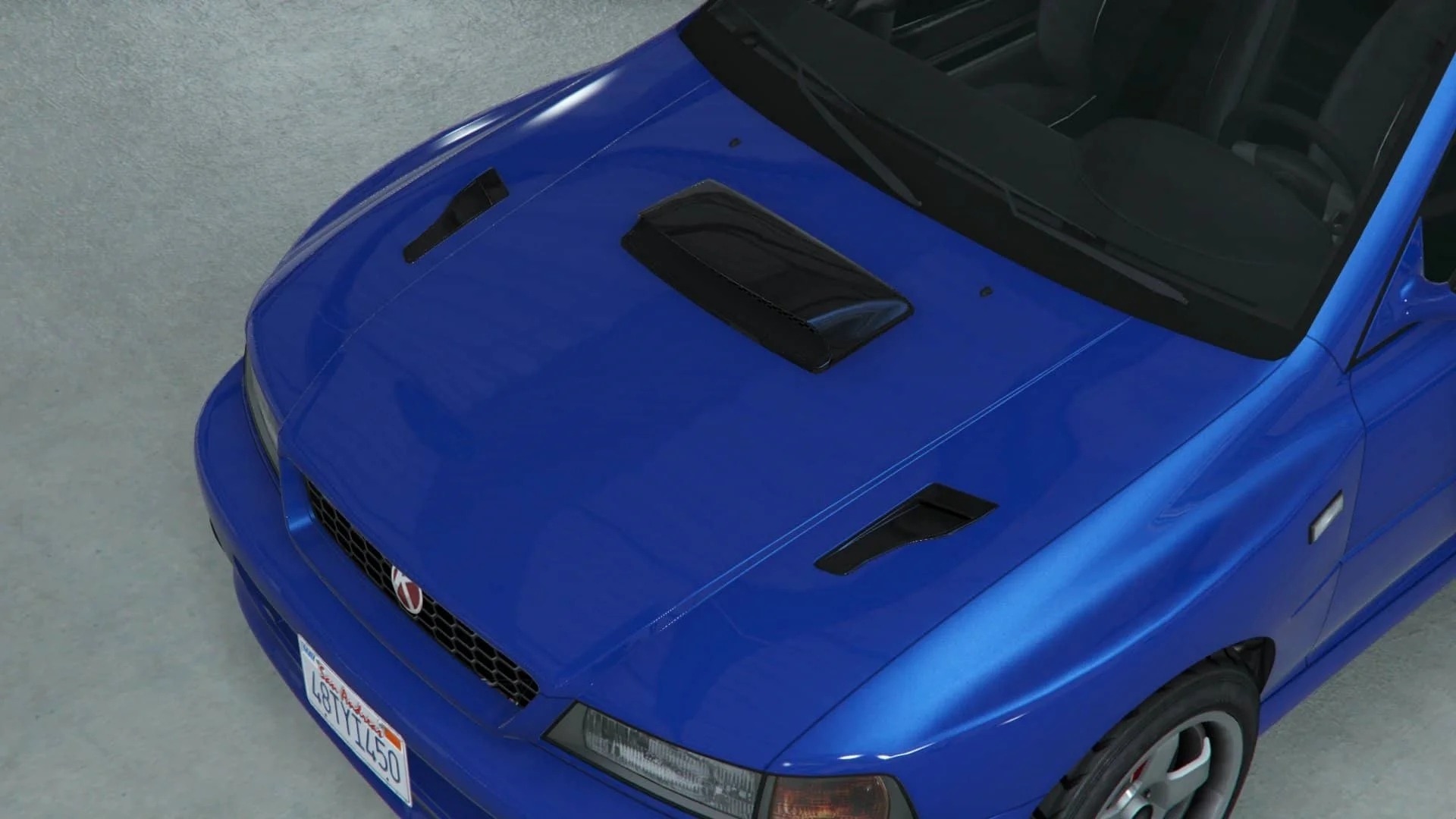 副色调通风口 GT 引擎盖