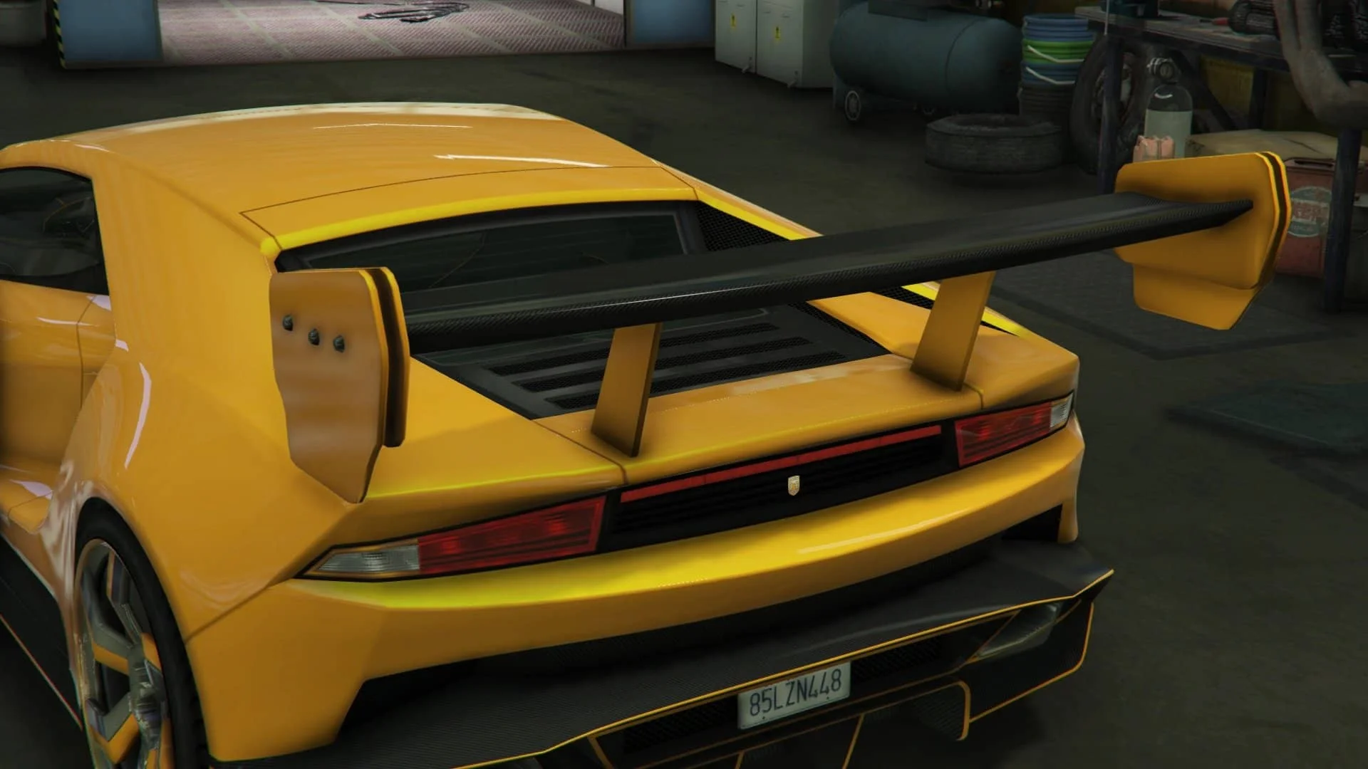 GT 尾翼